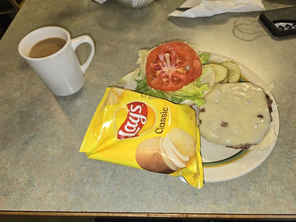 Cheeseburger Deluxe
