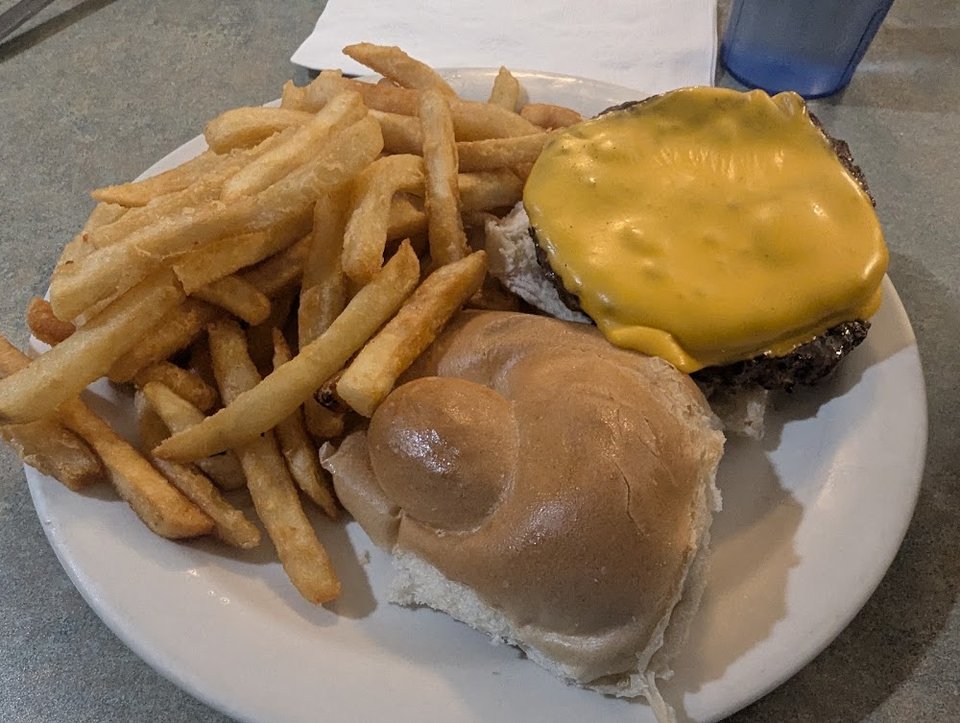 Cheeseburger Plate